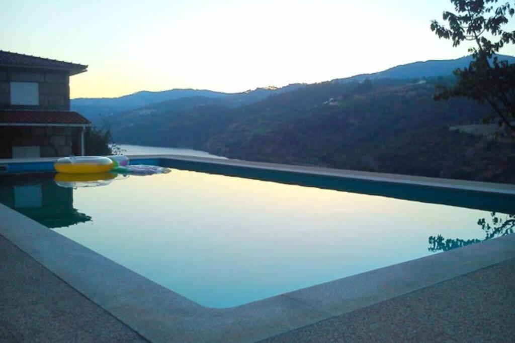 Douro Valley - Casa Do Campo Resende Covelas  Exterior photo